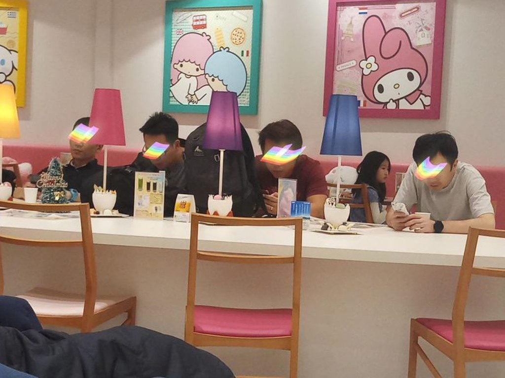 港人外遊